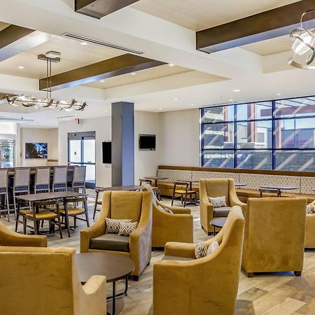 Springhill Suites By Marriott Topeka Southwest מראה חיצוני תמונה