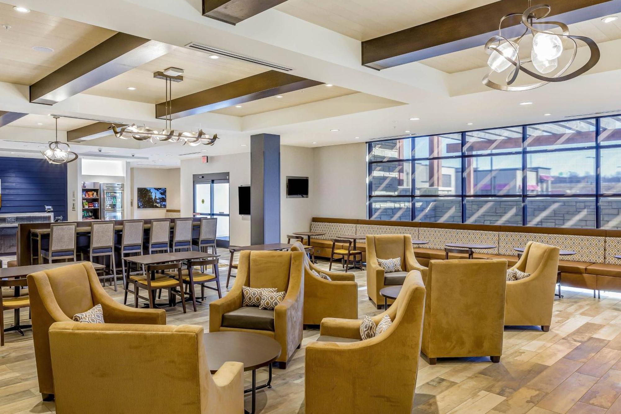 Springhill Suites By Marriott Topeka Southwest מראה חיצוני תמונה
